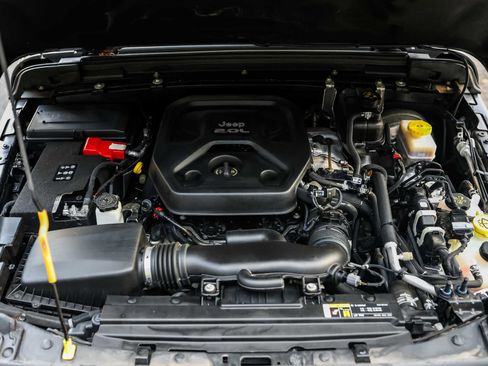 Used 2019 Jeep Wrangler Unlimited Rubicon image 28