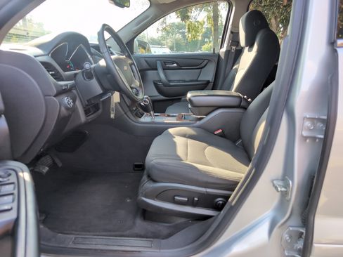 Used 2014 Chevrolet Traverse LT AWD/4WD image 16