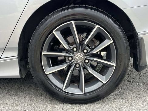 Used 2020 Honda Accord EX image 11