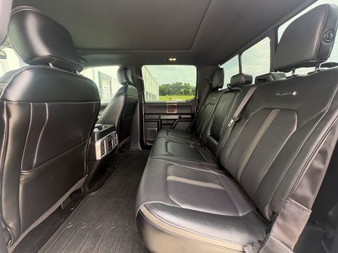 Used 2016 Ford F150 Platinum w/ Equipment Group 701A Luxury AWD/4WD image 20