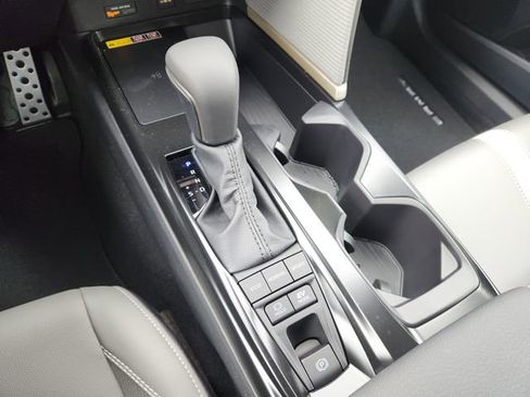 New 2026 Toyota Camry SE FWD image 19