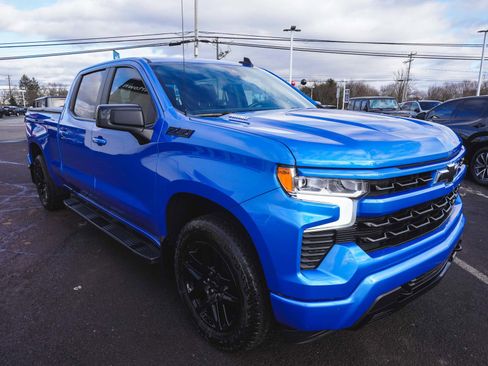 Used 2025 Chevrolet Silverado 1500 RST image 3