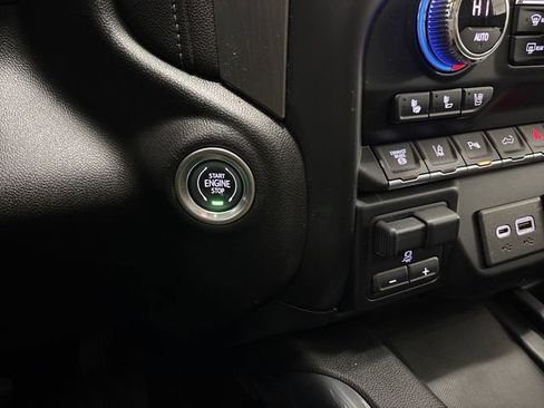 Used 2022 GMC Sierra 2500 Denali w/ Technology Package image 54