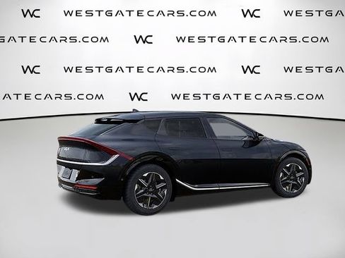 Used 2025 Kia EV6 Wind RWD image 14