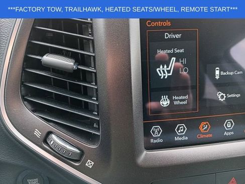 Used 2022 Jeep Cherokee Trailhawk w/ Trailer Tow Group AWD/4WD image 9