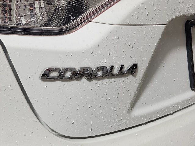 Used 2022 Toyota Corolla LE FWD image 7