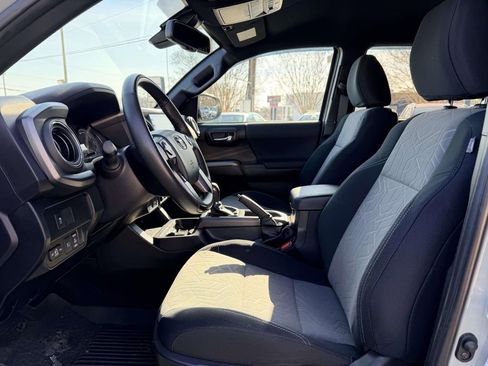 Certified 2023 Toyota Tacoma TRD Sport w/ Black Out Package (TMS) image 17