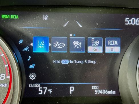 Used 2022 Toyota Camry XSE image 19