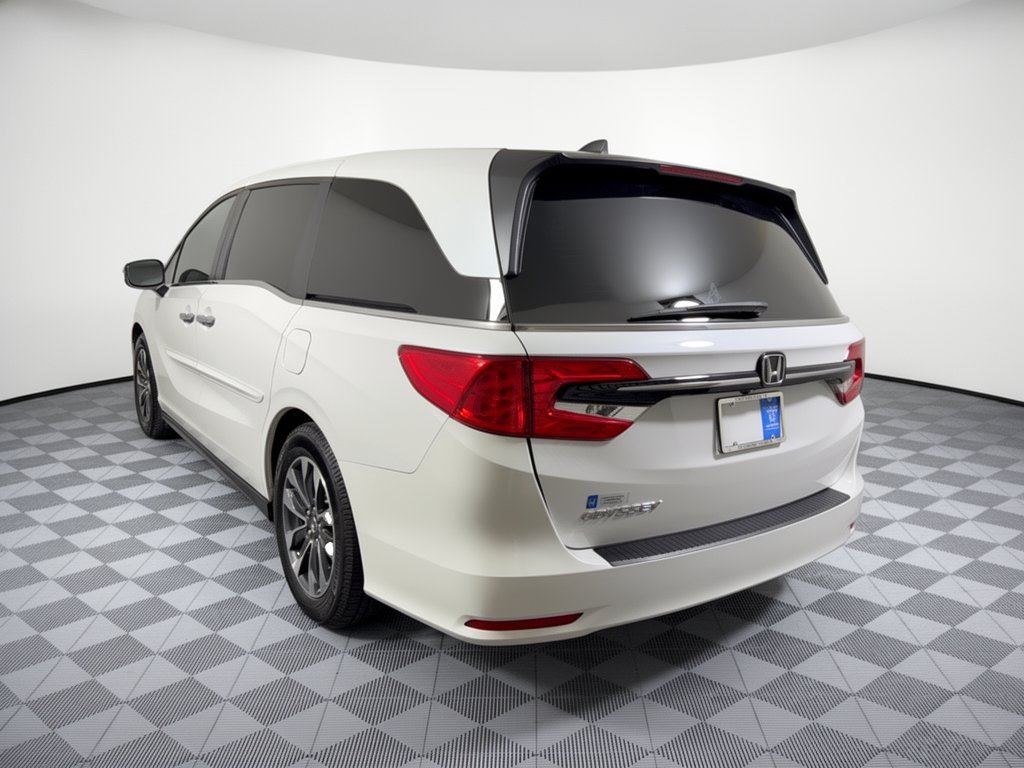 Certified 2024 Honda Odyssey EX-L image 3