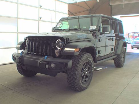 Used 2023 Jeep Wrangler Unlimited w/ Cold Weather Group AWD/4WD image 1