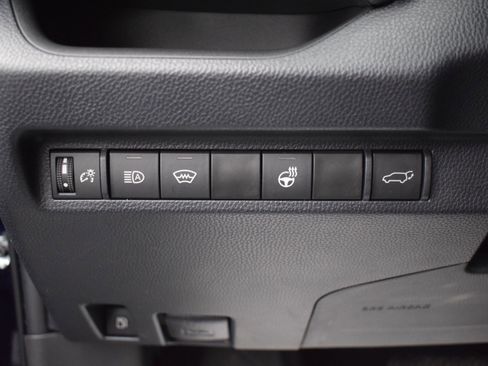 Used 2023 Toyota RAV4 XLE Premium AWD/4WD image 17