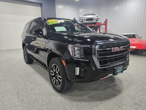 Certified 2024 GMC Yukon AT4 w/ AT4 Premium Package AWD/4WD image 7