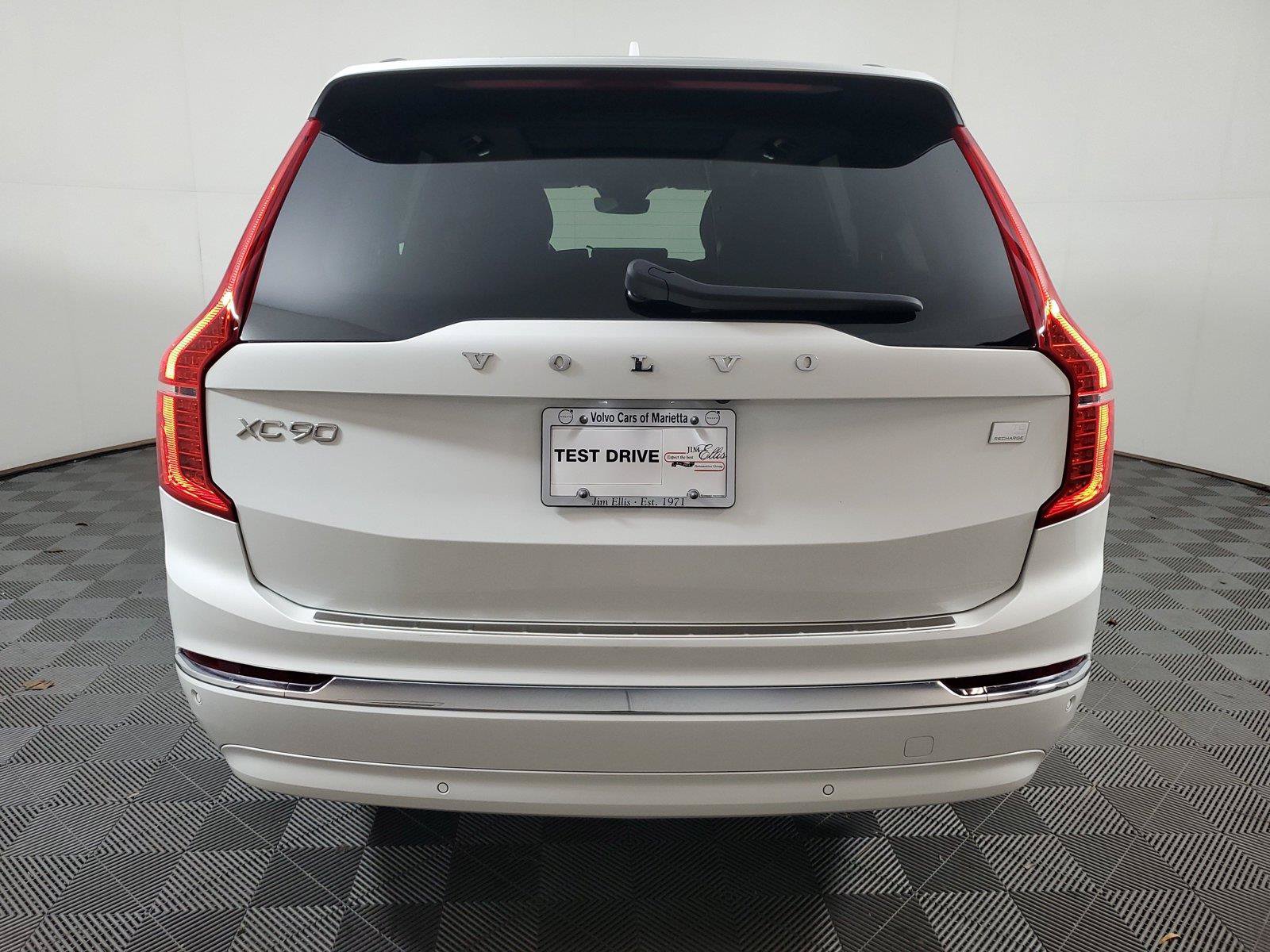 Certified 2024 Volvo XC90 T8 Core w/ Protection Package Premier AWD/4WD image 5