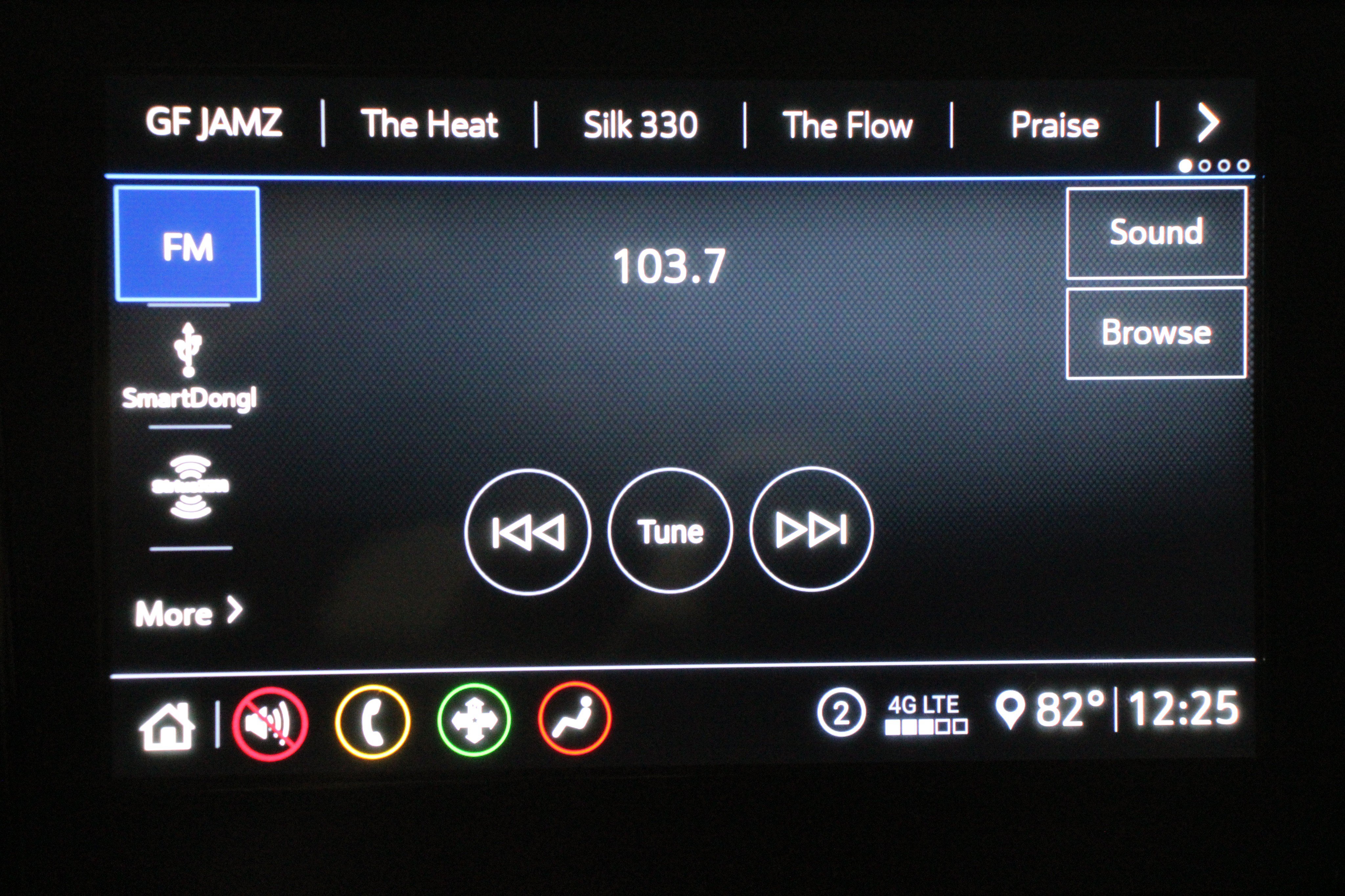 Used 2021 Chevrolet Traverse LT FWD image 14