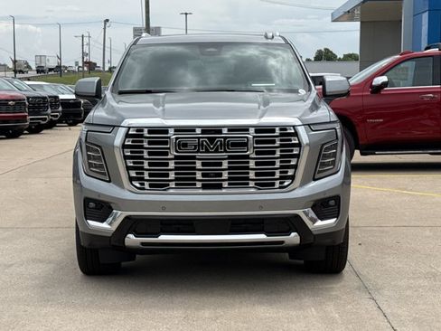 New 2026 GMC Yukon XL Denali w/ Denali Reserve Package AWD/4WD image 14