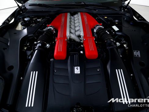 Used 2016 Ferrari F12 Berlinetta RWD image 21