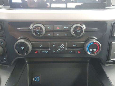 New 2026 Ford F250 XLT w/ XLT Premium Package image 28