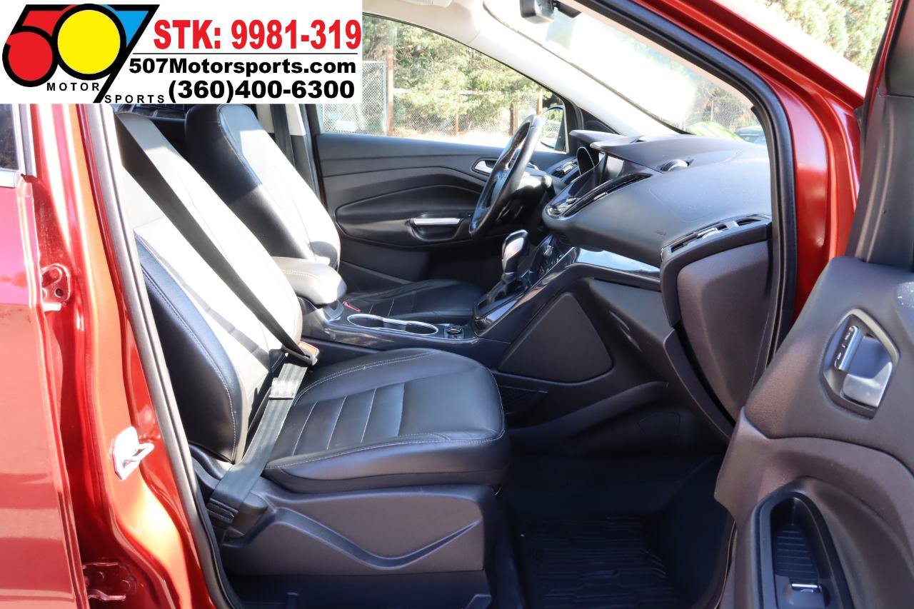 Used 2014 Ford Escape Titanium AWD/4WD image 25
