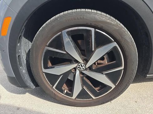 Used 2023 Volkswagen ID.4 Pro S image 9