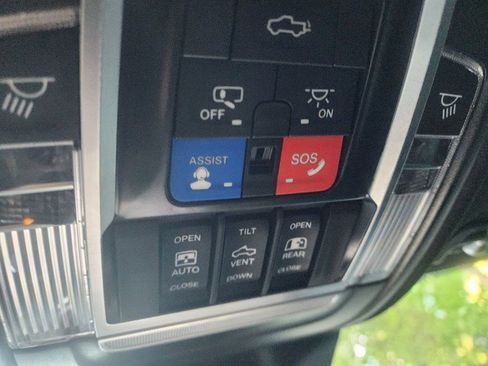 Used 2022 RAM 2500 Limited w/ Safety Group image 52