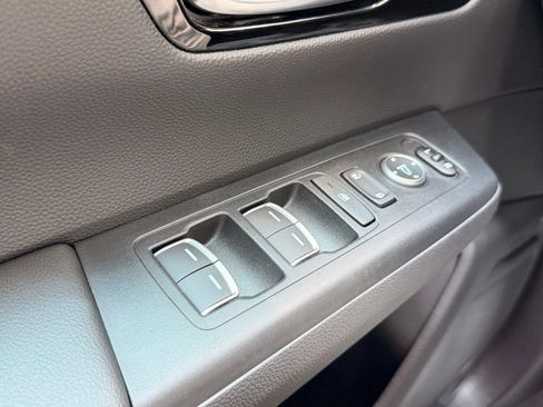 Used 2025 Honda CR-V Sport Touring image 20