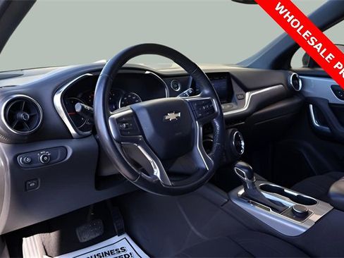 Used 2020 Chevrolet Blazer LT image 12