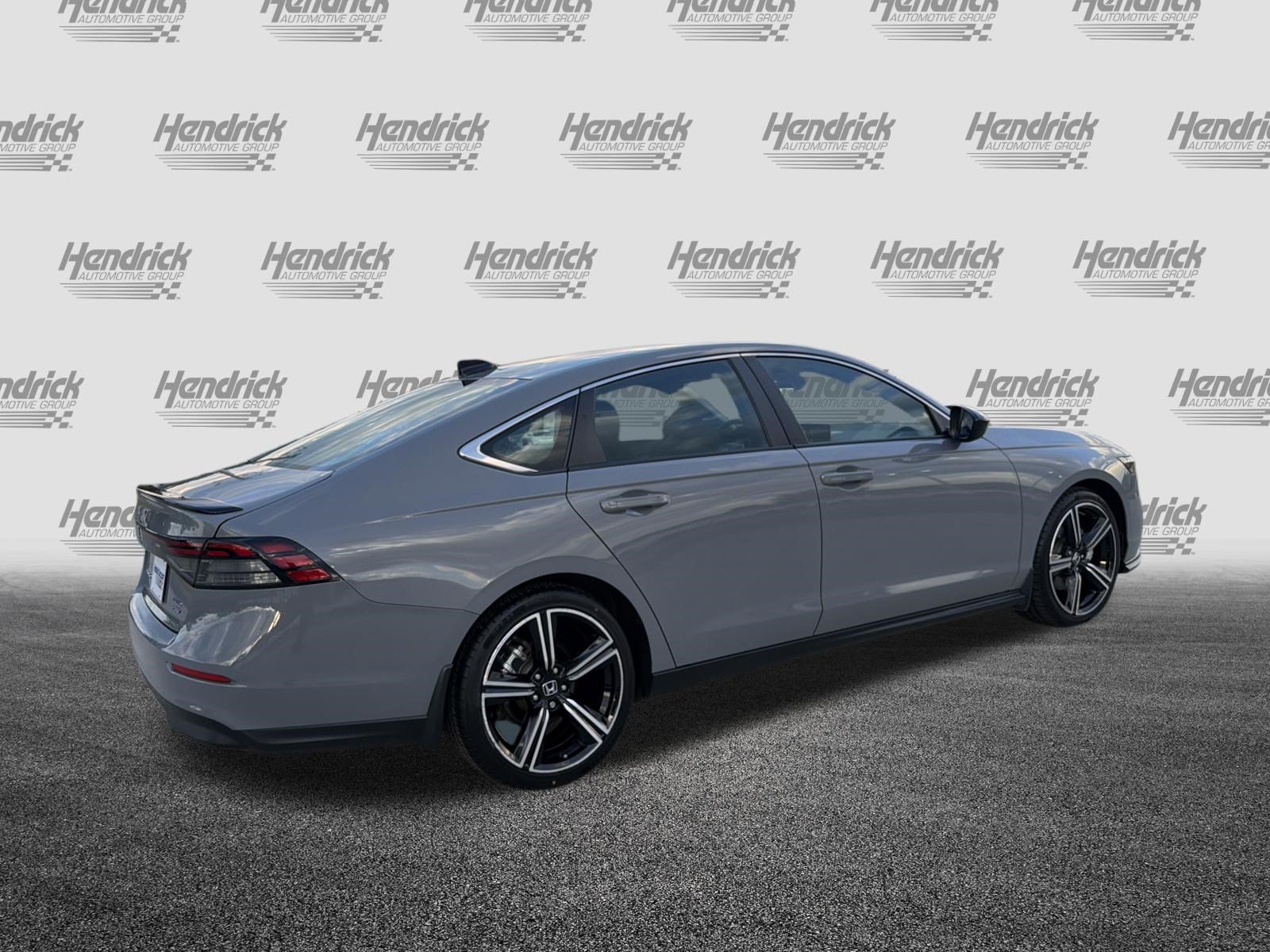 Used 2024 Honda Accord Sport image 10