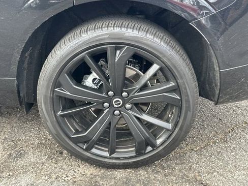 Used 2024 Volvo XC60 B5 Ultimate w/ Protection Package Premier image 20