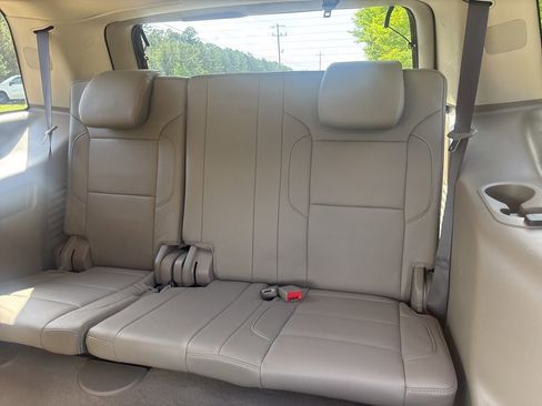 Used 2019 Chevrolet Tahoe LT image 43