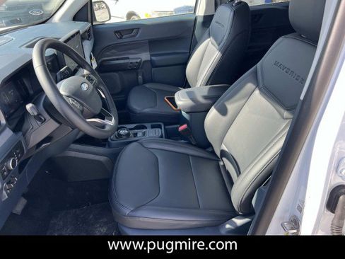 New 2026 Ford Maverick Lariat w/ Black Appearance Package image 9