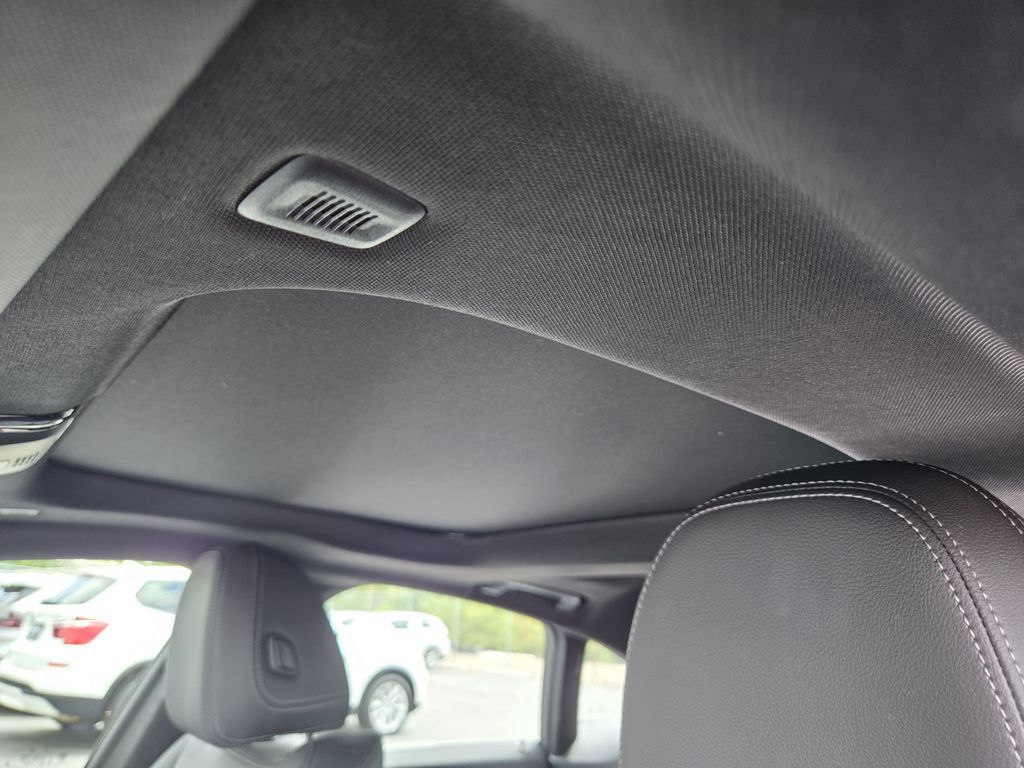 Certified 2025 BMW i4 xDrive40i AWD/4WD image 28