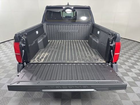 Used 2025 Toyota Tacoma SR5 image 13
