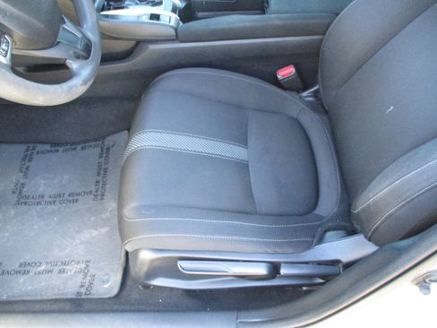 Used 2017 Honda Civic LX image 5