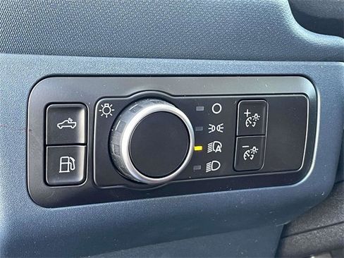 New 2025 Ford Maverick XL image 13