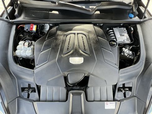 Used 2019 Porsche Cayenne image 15