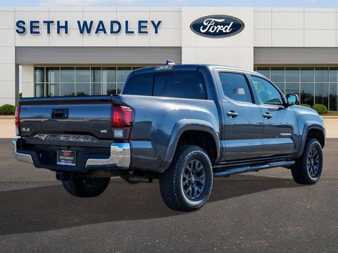 Used 2022 Toyota Tacoma SR5 image 7