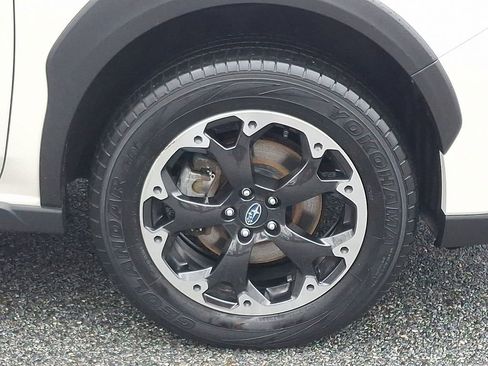 Used 2023 Subaru Crosstrek 2.0i Premium image 9