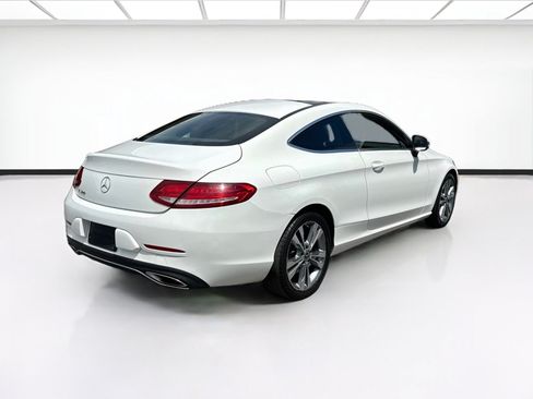Used 2018 Mercedes-Benz C 300 Coupe image 4