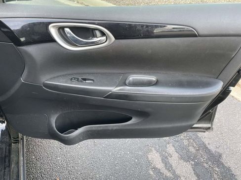 Used 2019 Nissan Sentra SV image 45