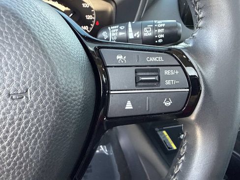 Used 2025 Honda HR-V EX-L image 36