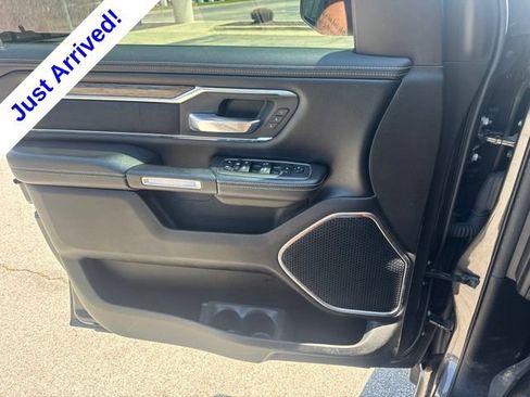 Used 2019 RAM 1500 Laramie AWD/4WD image 13
