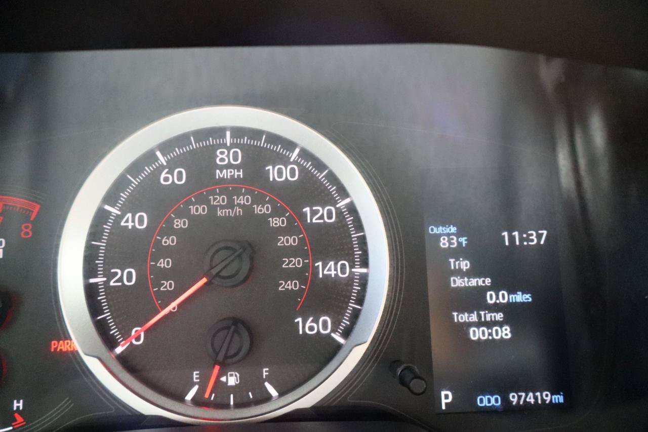 Used 2021 Toyota Corolla SE FWD image 23