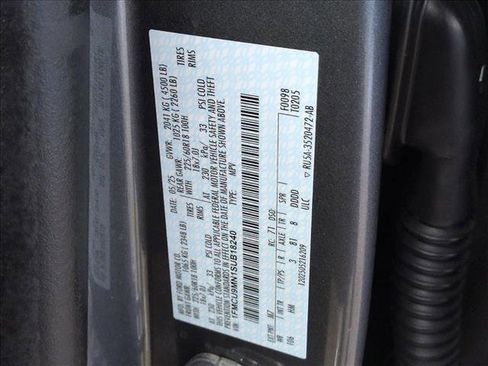 Used 2025 Ford Escape ST-Line image 24