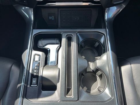 Used 2023 Ford F150 Lariat w/ Equipment Group 502A High image 5