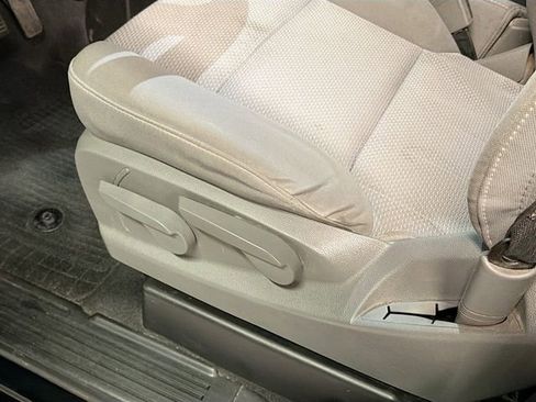 Used 2019 Chevrolet Silverado 1500 Custom w/ Custom Convenience Package image 16