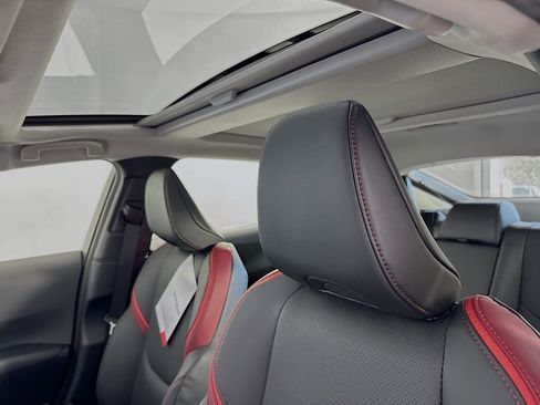 New 2026 Toyota Prius Plug-In Hybrid image 32