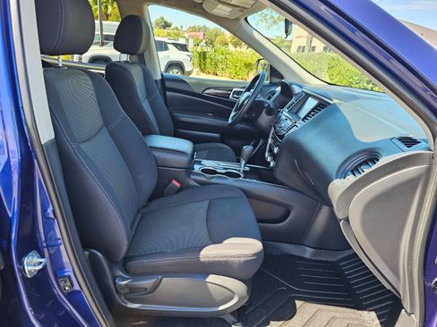 Used 2018 Nissan Pathfinder S FWD image 34