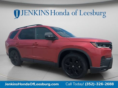 New 2026 Honda Pilot Black Edition image 9