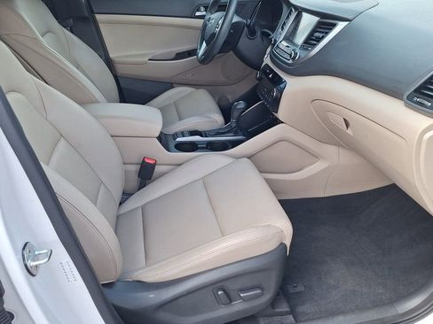 Used 2017 Hyundai Tucson Limited image 27