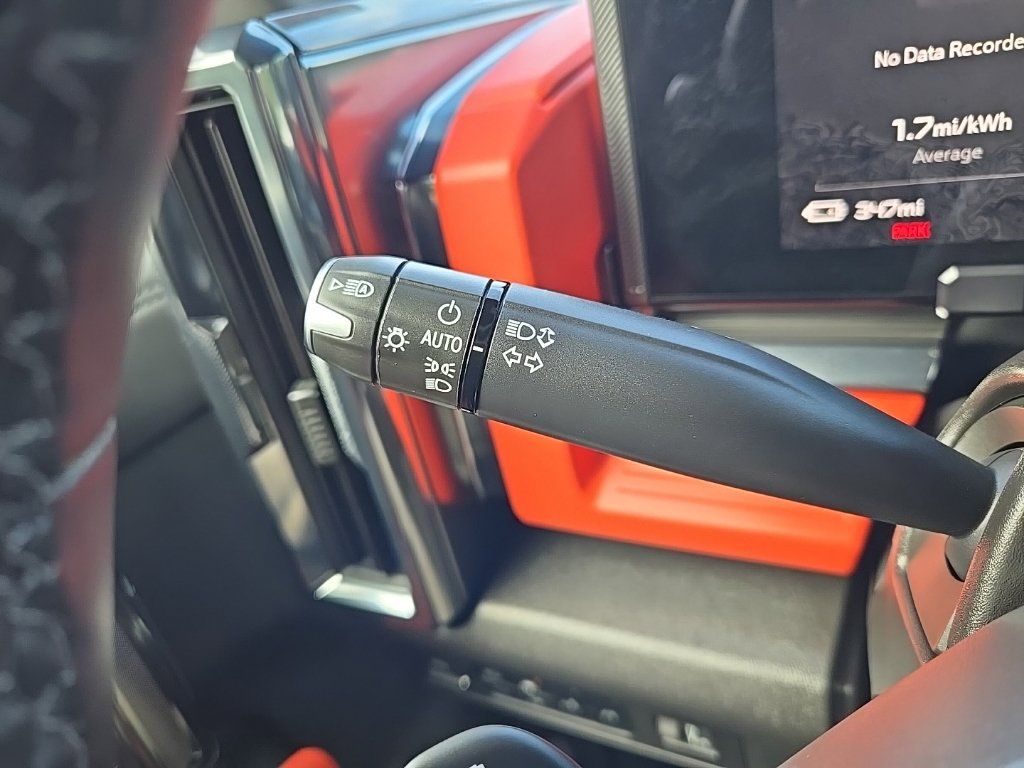 Used 2026 GMC Hummer EV 4x4 Crew Cab w/ Carbon Fiber Edition Package image 22